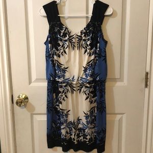 Knee length sleeveless dress